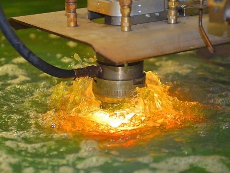 Plasma cutting underwater with rust inhibitor